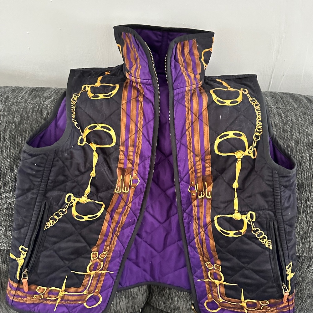 Reversible vest